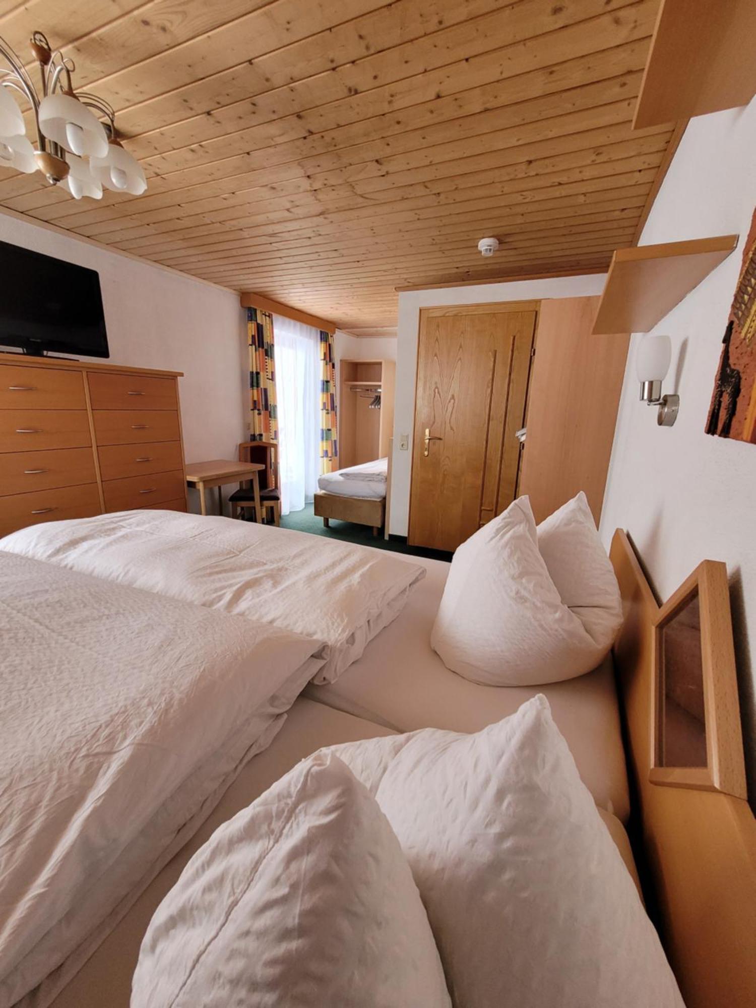 Pension Lenz Ischgl Chambre photo
